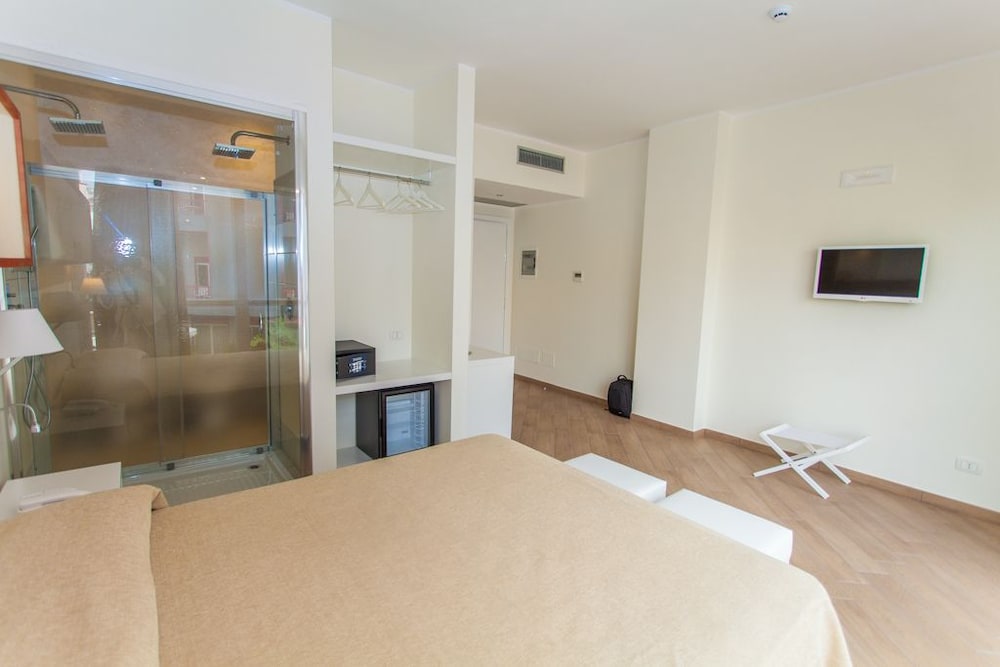 Deluxe Double Room, Tower (Dependance) - Photo 2
