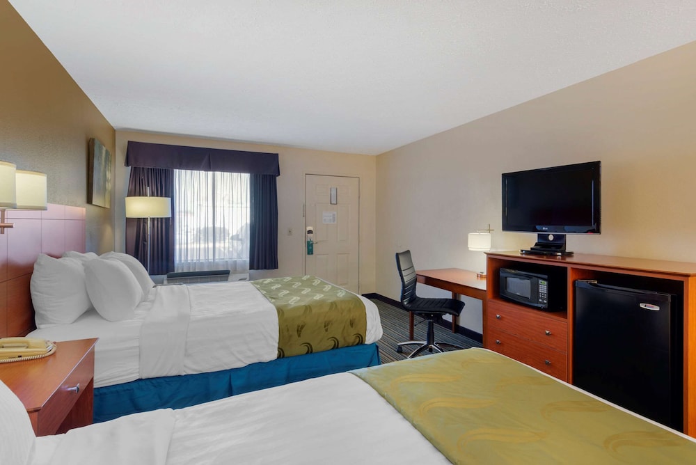 Room, 2 Queen Beds, Accessible, Non Smoking photo 3