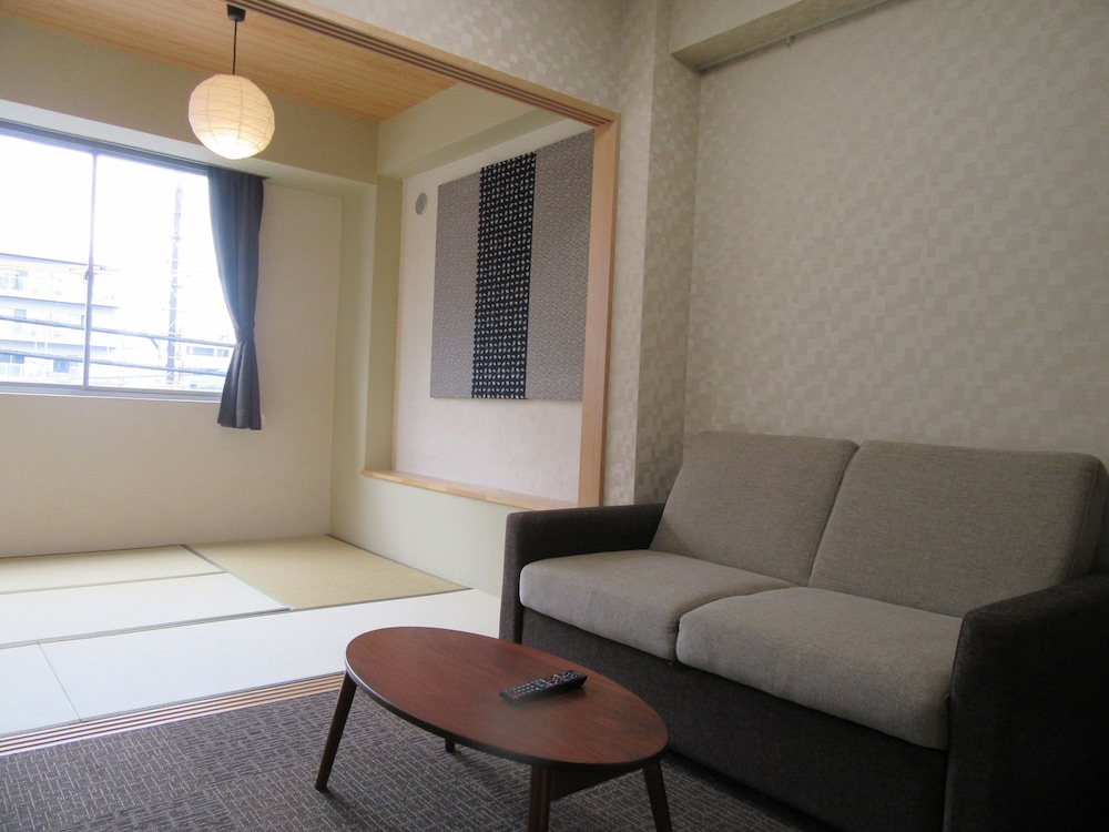 Deluxe Room with Tatami Area and Sofa Bed photo 1