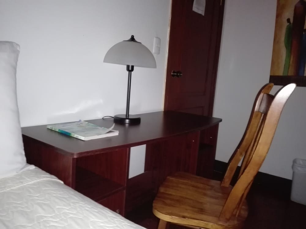 Standard Triple Room, Multiple Beds photo 2