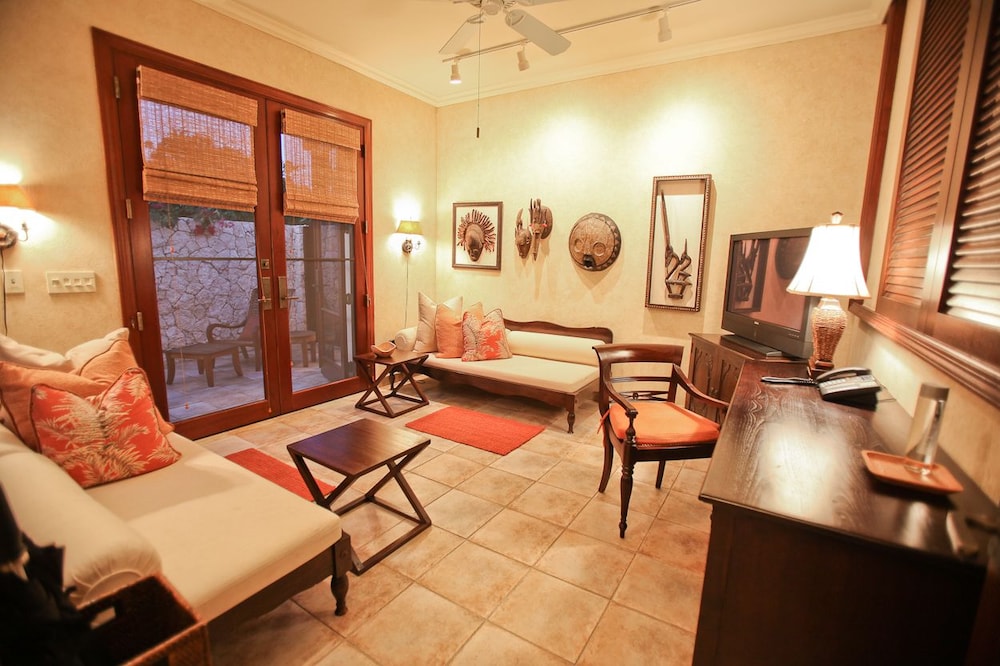Private Villa - 4 Bedrooms photo 2