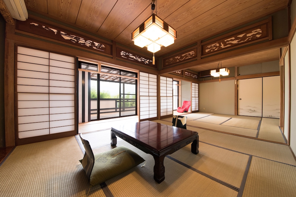 Japanese Style Room with Partially Open Air Bath - 4 Futons photo 1