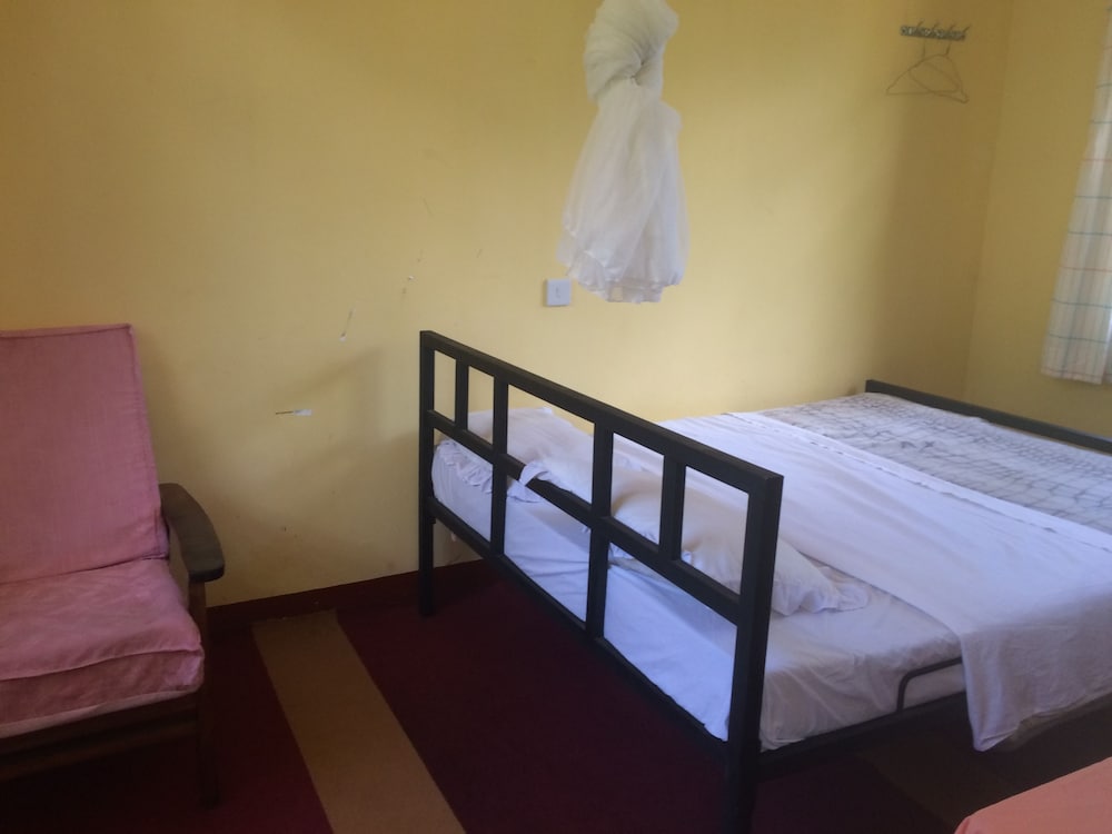 Room (Alizeti)