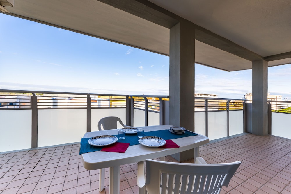 Apartment, 2 Bedrooms, Balcony