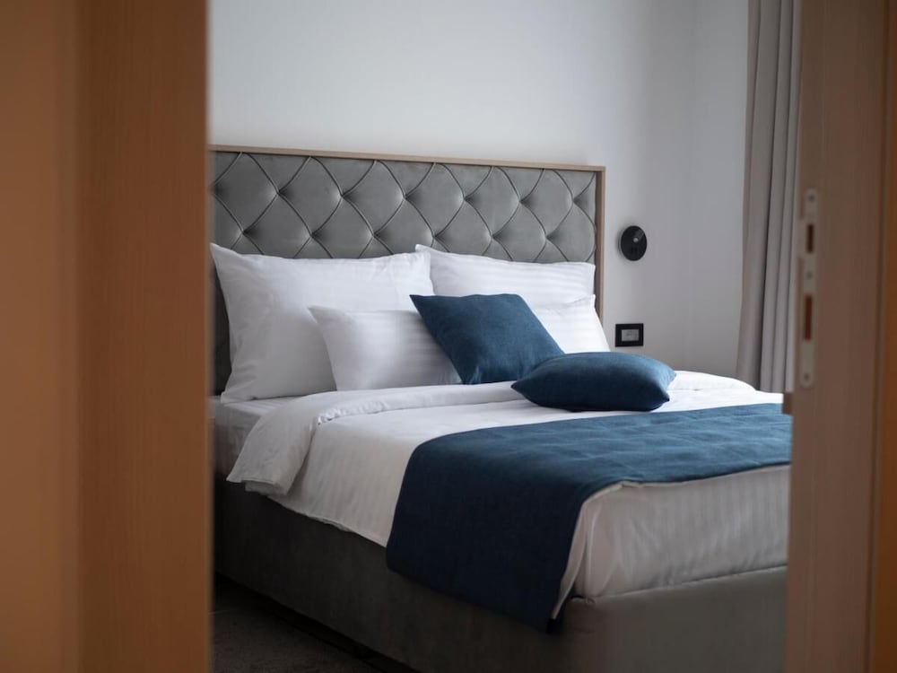 Executive Suite, Balcony, City View