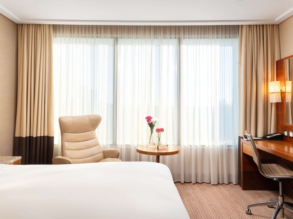 Club Suite, 1 Bedroom (Prestige - with lounge access) - Photo 8