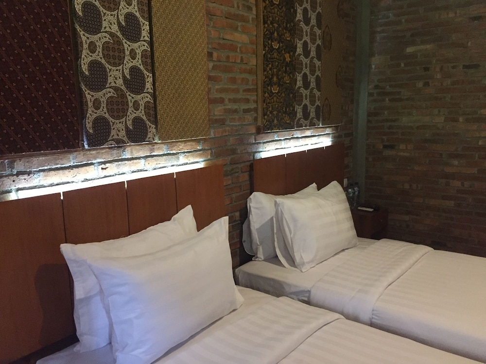 Superior Twin Room, 2 Twin Beds - Photo 1