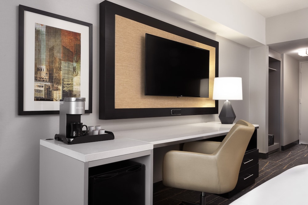 Standard Room, 2 Queen Beds - Photo 4