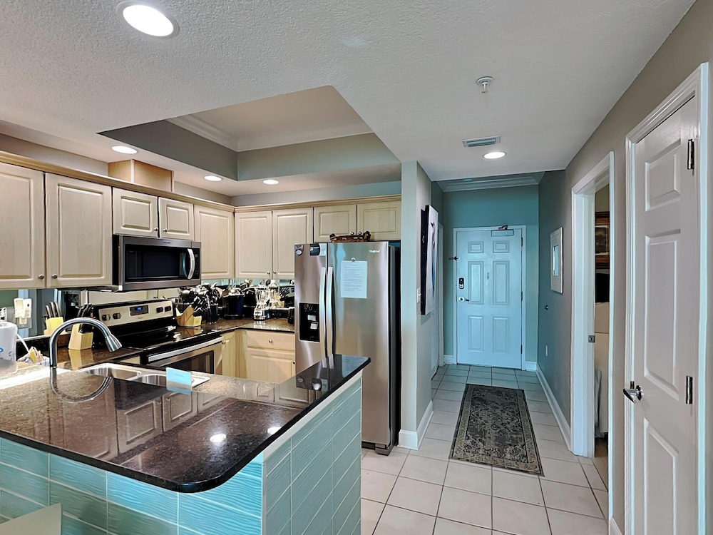 Condo, Multiple Beds, Balcony, Ocean View (#1005 - No Pets) photo 3