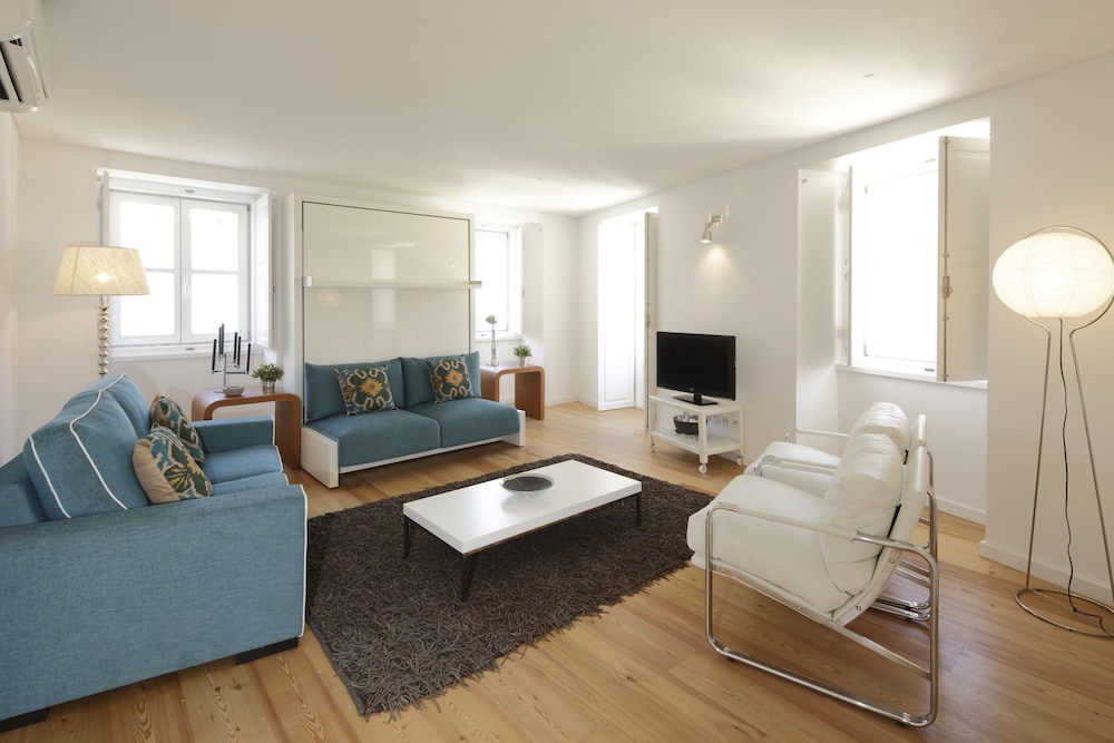 Duplex, 2 Bedrooms (Rua do Carmo, 97)
