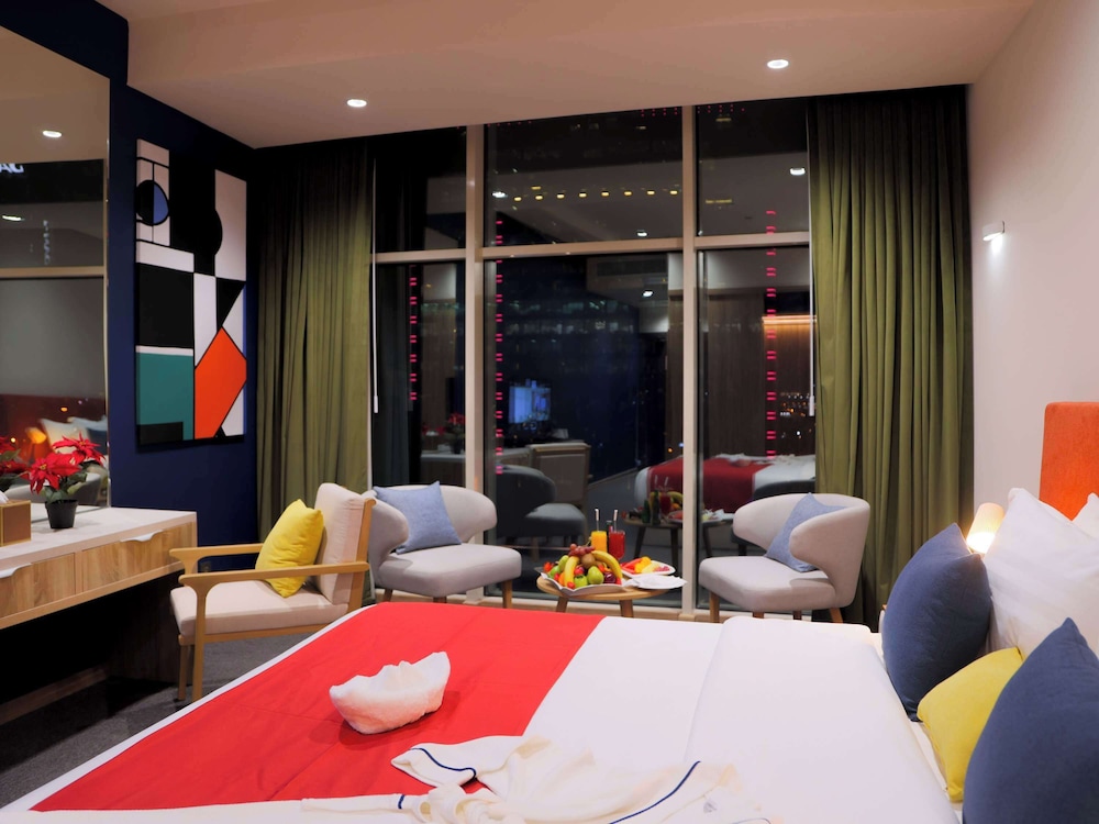Superior Room, 1 Queen Bed with Sofa bed