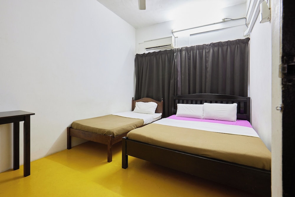 Budget Triple Room