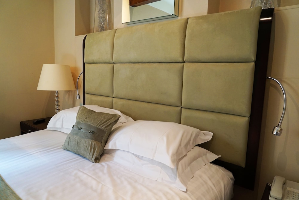Suite, 1 Bedroom photo 1