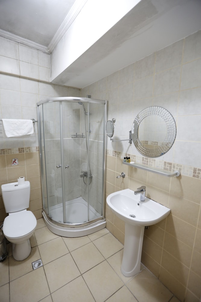 Standard Room photo 2