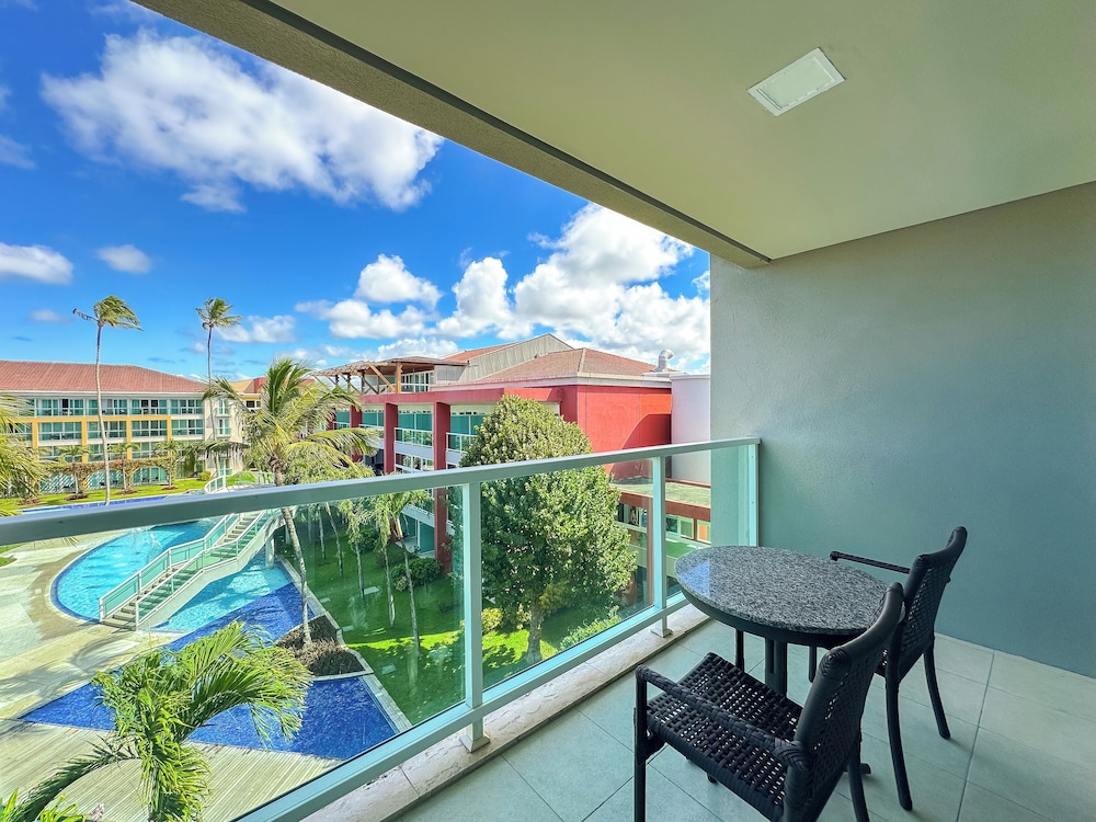 Luxury Room Pool View photo 2
