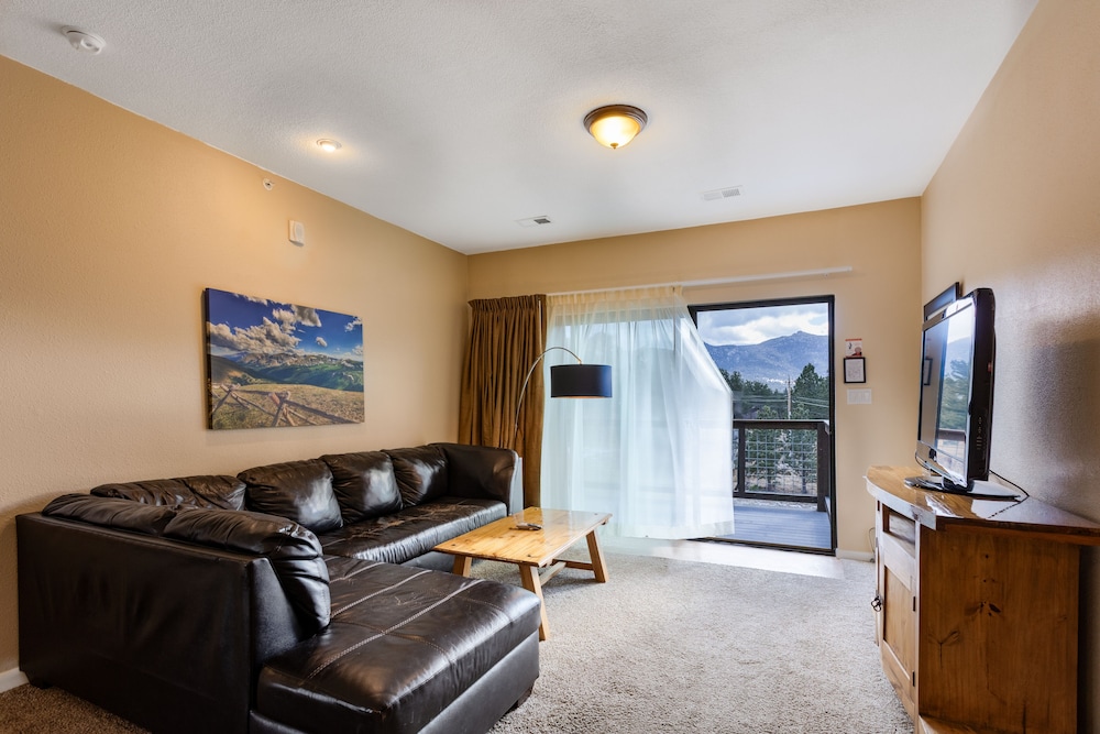 Exclusive Condo photo 2