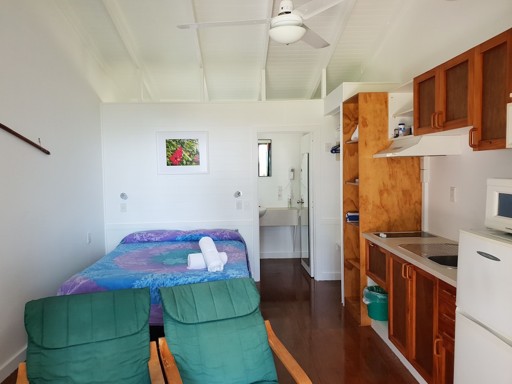 Studio, 1 Queen Bed, Ocean View photo 2