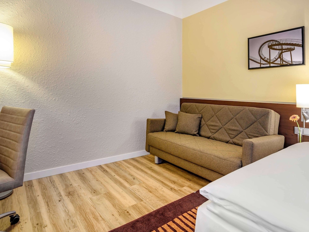Standard Room, 1 Double Bed with Sofa bed - Photo 3