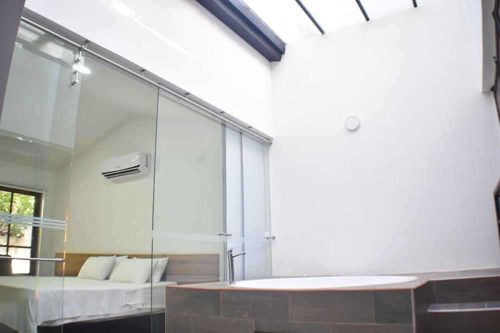 Suite photo 2