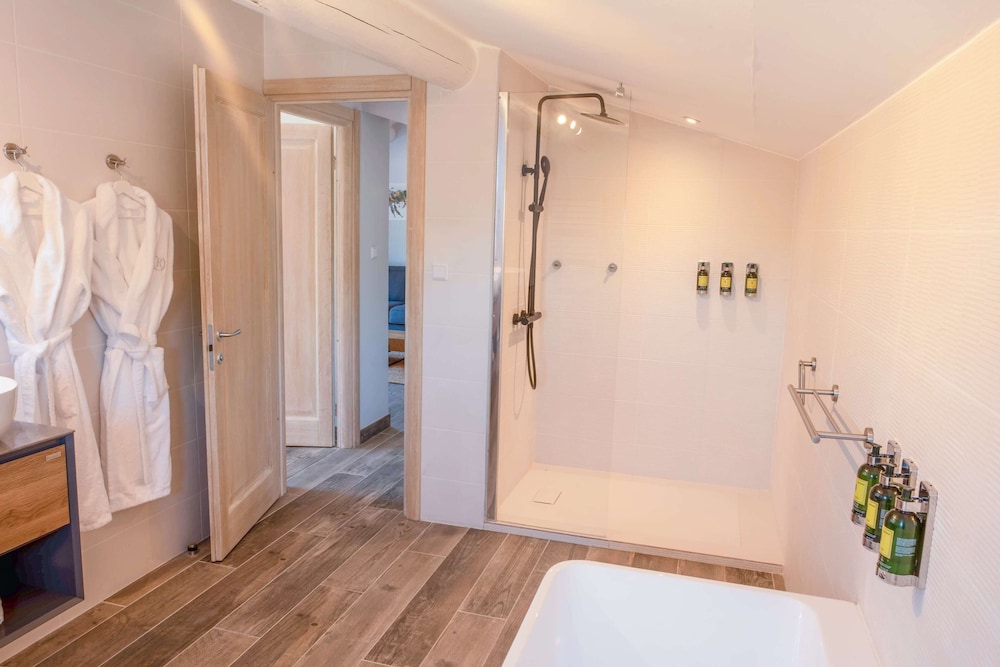 Suite, terrasse, vue golf Suite, terrasse, vue golf