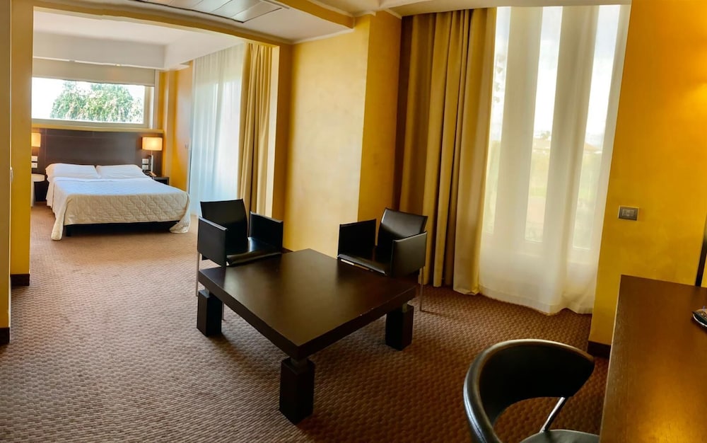 Superior Suite photo 1