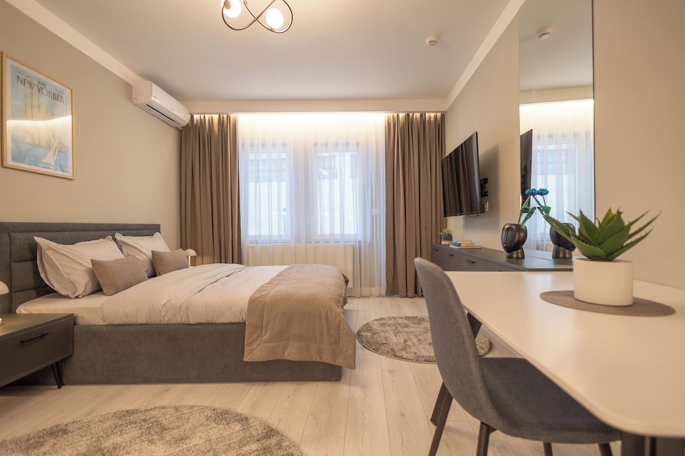 Standard Apartment, City View photo 2