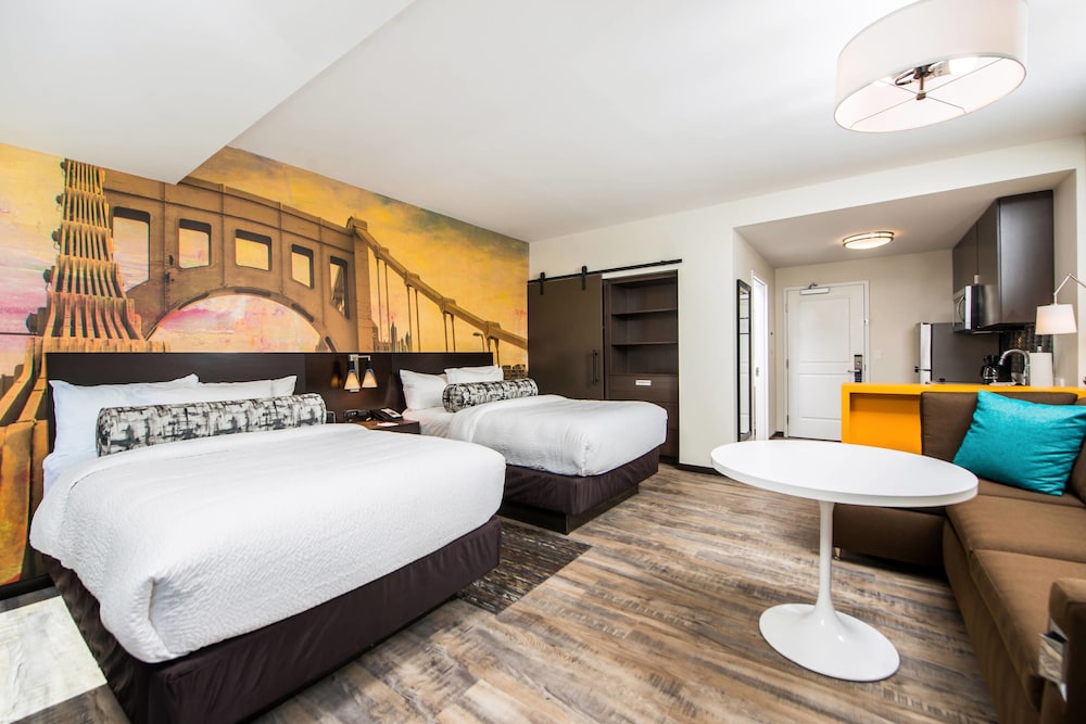 Studio, 2 Double Beds photo 2