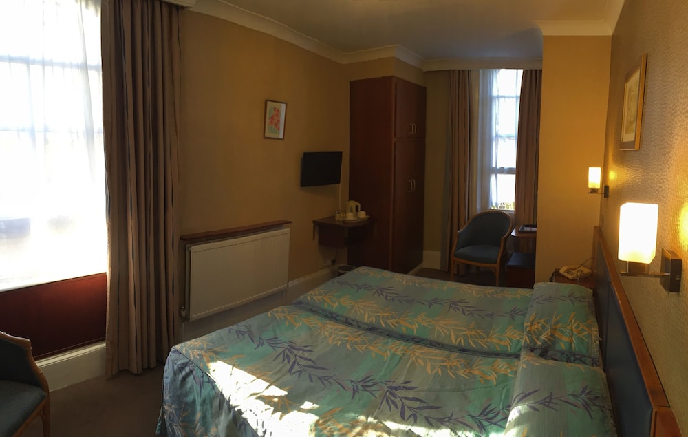 Superior Twin Room photo 3
