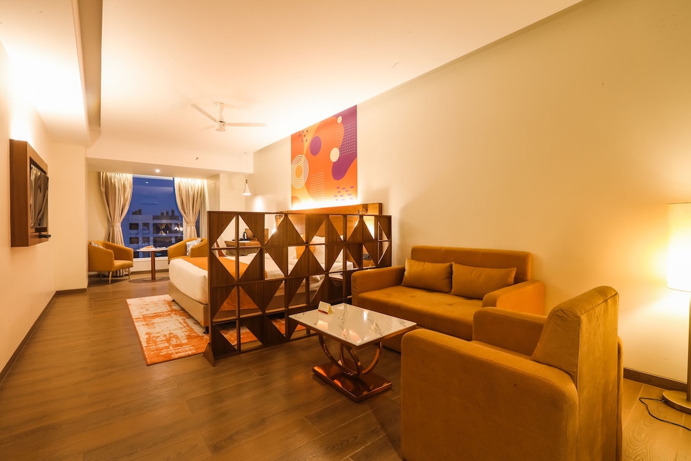 Club Room photo 2