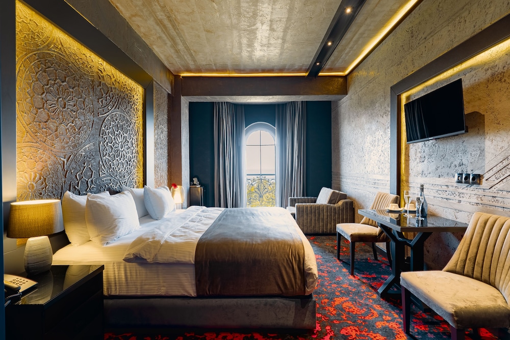 Deluxe Double or Twin Room, Sea View - Photo 23
