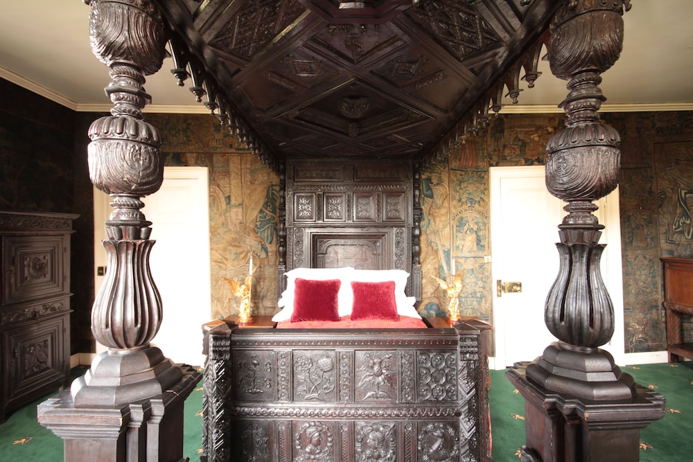 Deluxe Twin Room, Mountain View (Four Poster) photo 3