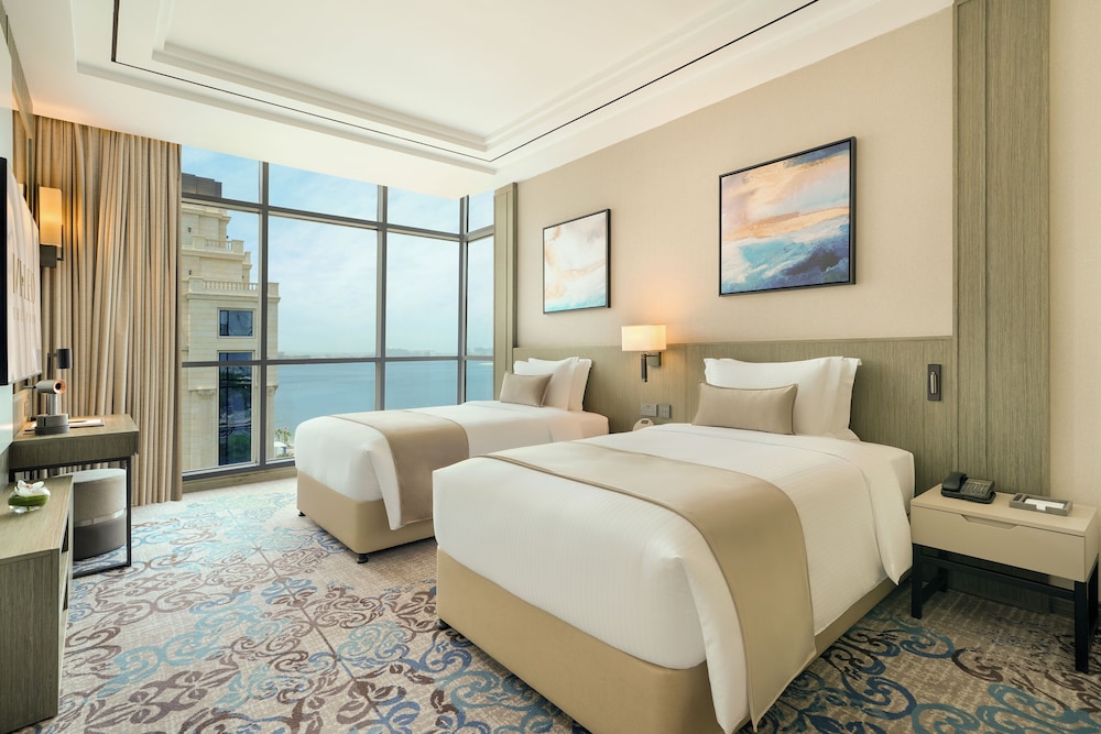 Deluxe Twin Room, Partial Sea View photo 2