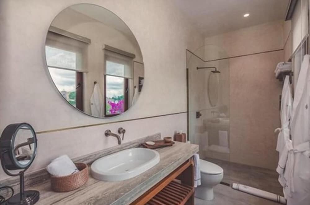 Junior Suite - Photo 27