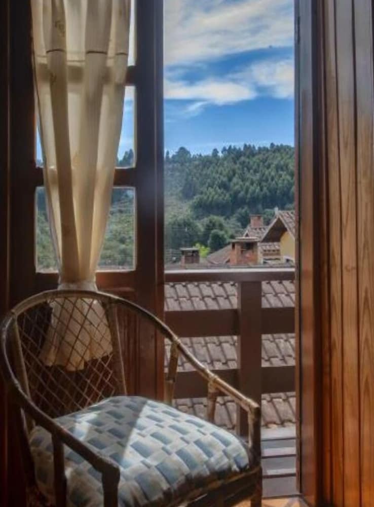 Family Quadruple Room, Balcony, Mountain View photo 1