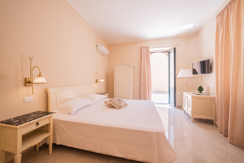 Classic Double Room, Terrace