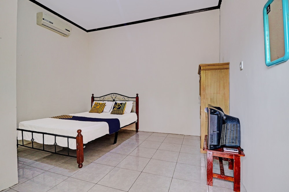 Economy Double Room photo 2