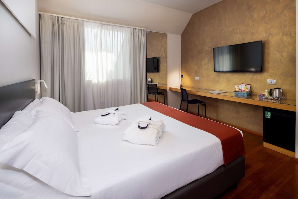 Comfort Room, 1 Queen Bed, Non Smoking