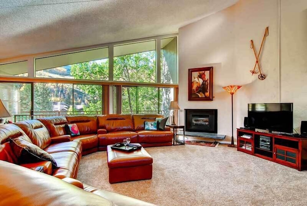 Condo, 2 Bedrooms, 2 Bathrooms