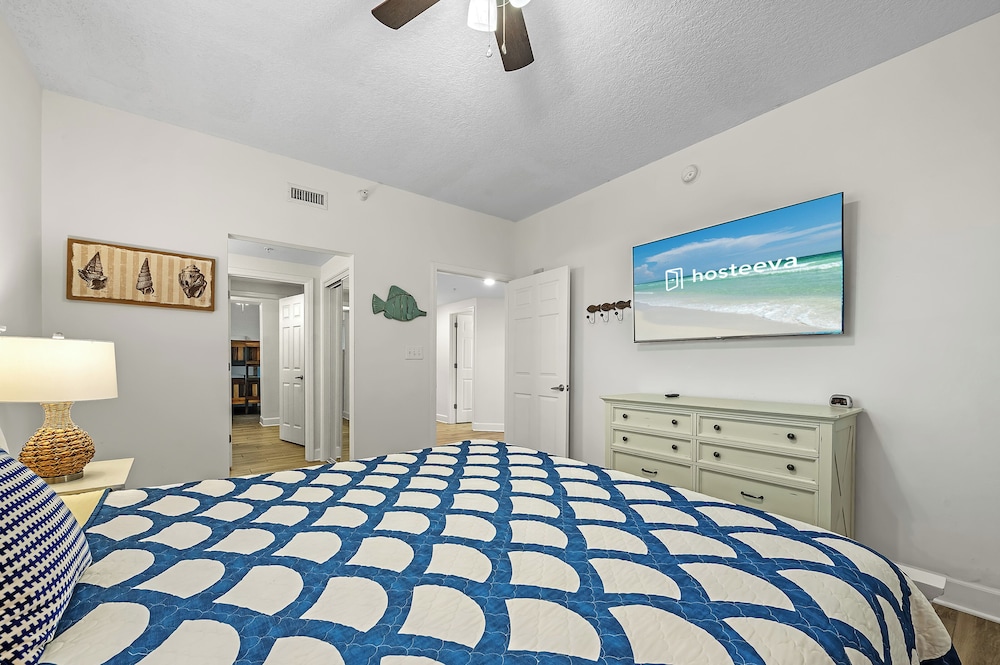 Family Condo, 4 Bedrooms, Balcony, Pool View photo 3