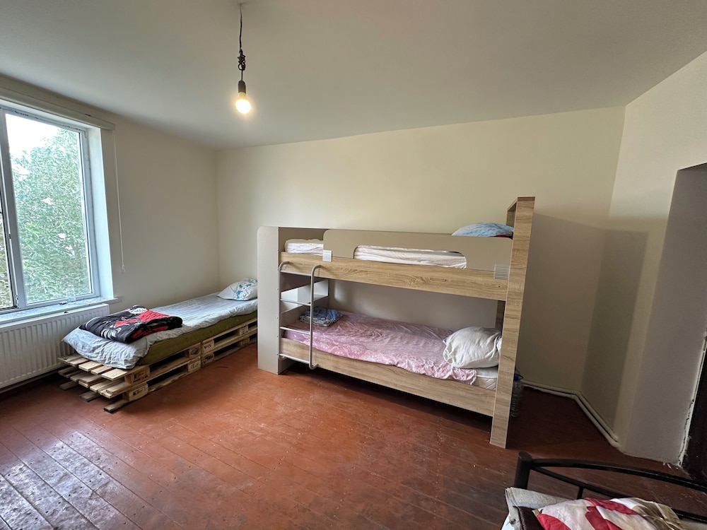 Basic Double or Twin Room - Photo 29