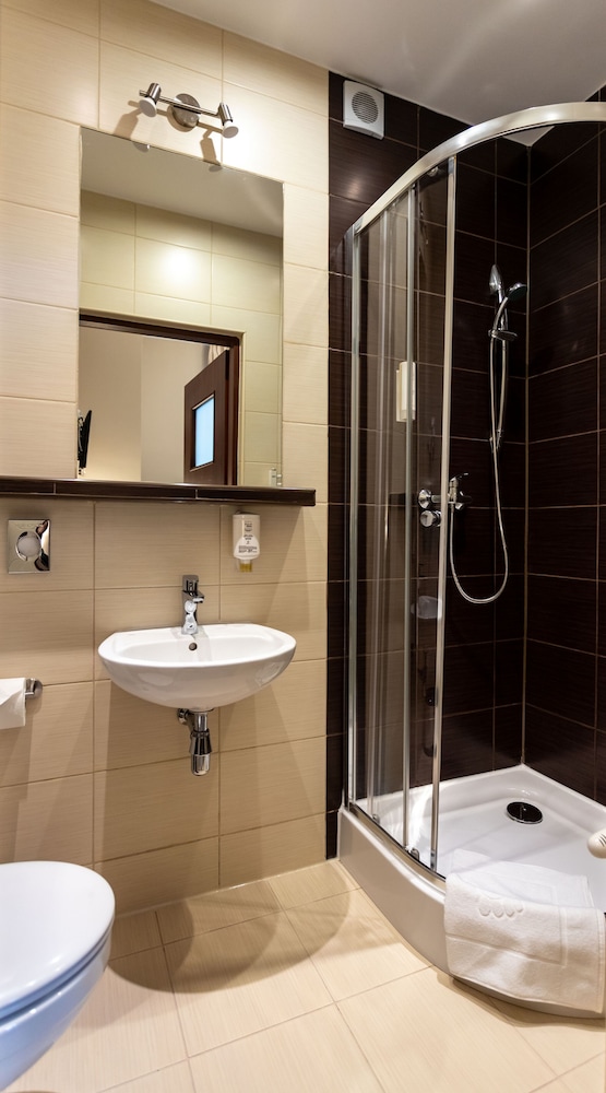 Standard Double Room - Photo 6