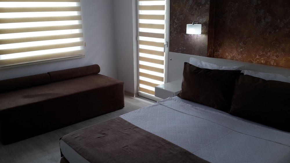 Standard Double Room Single Use photo 2