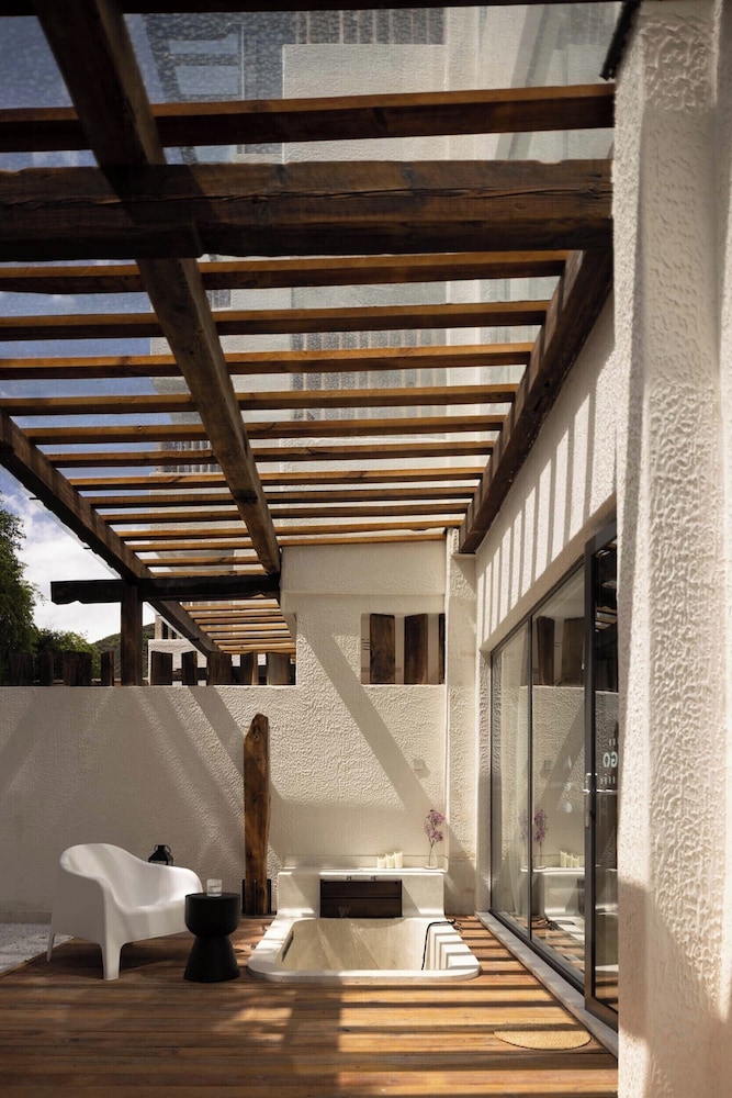 Luxury Double Room, Mountain View