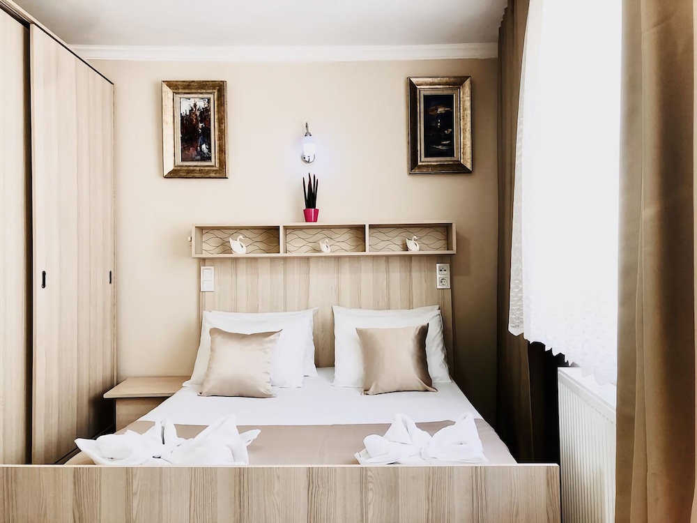 Family Apartment, 2 Bedrooms, Sea View photo 1