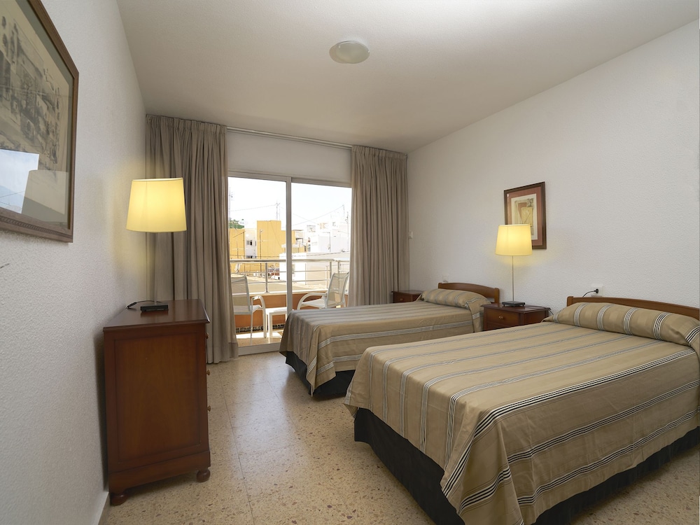 Apartamento, 2 Habitaciones, Balcón, Vista a la Ciudad