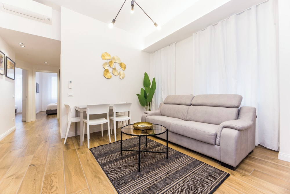 Family Apartment, City View