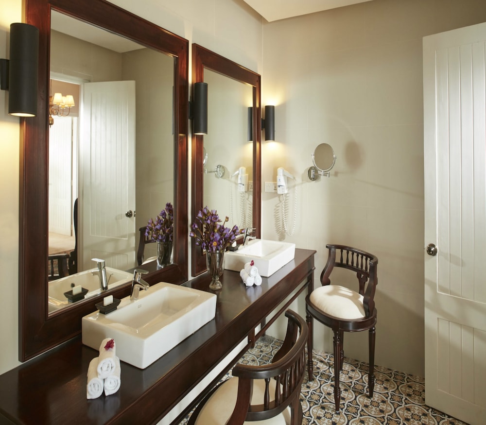 Royal Suite - Lake View photo 2