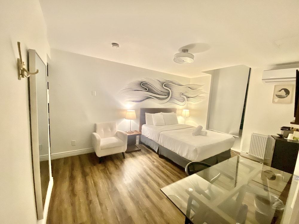 Room, 1 Queen Bed - Photo 10