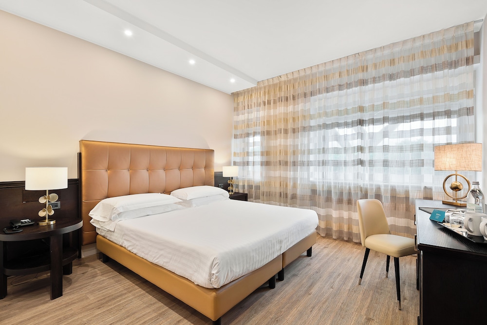 Standard Double Room - Photo 1