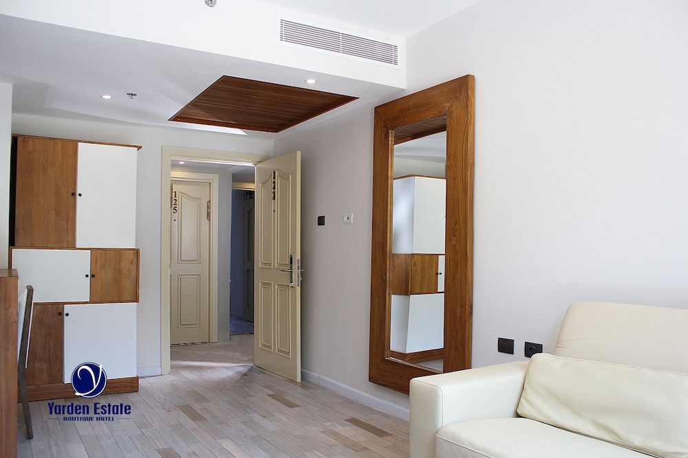 Superior Suite, 1 Bedroom, Mountainside photo 2